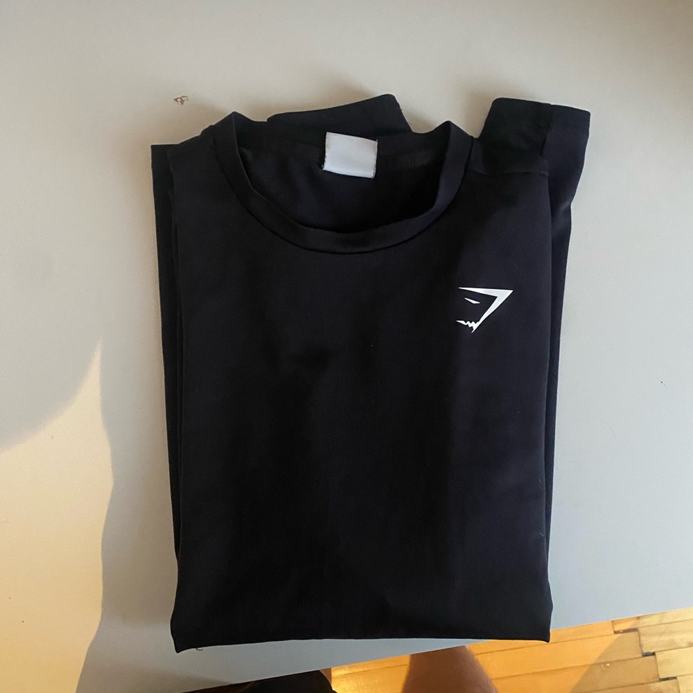 black gymshark l/s